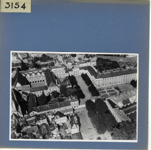 Angers : Ecole Arts et Métiers (cour d'honneur), vue aérienne