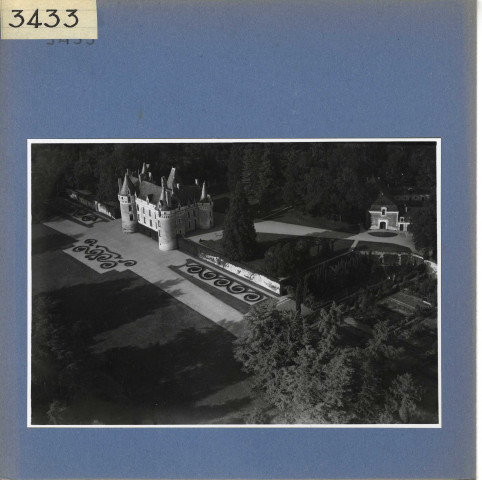 Luché-Pringé : Château de Gallerande, vue aérienne