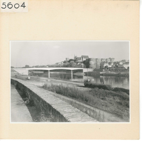 Angers : Nouveau pont de la Basse-chaîne