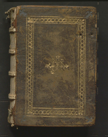 Diurnal d'été, de Pâques à Noël. A chaque verset des psaumes, on a ajouté une courte explication