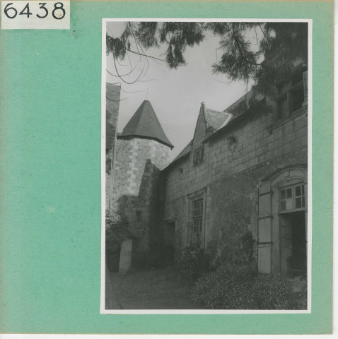 Saint-Rémy-la-Varenne : Le prieuré