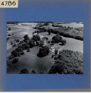 Fontaine-Guérin : Château du Dauphiné (vue aérienne)