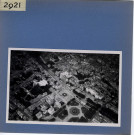 Angers : Vue aérienne prise à l'aplomb du jardin du Mail