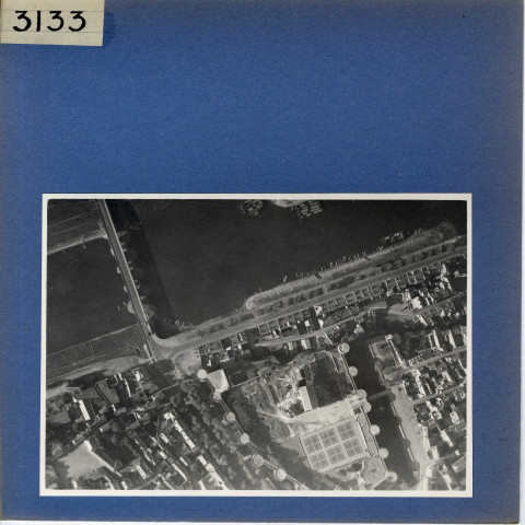 Angers : Château, vue aérienne