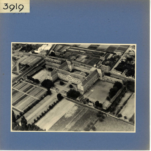 Angers : Mongazon, vue aérienne