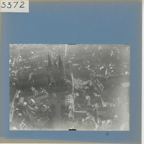 Angers : Cathédrale Saint-Maurice, vue aérienne