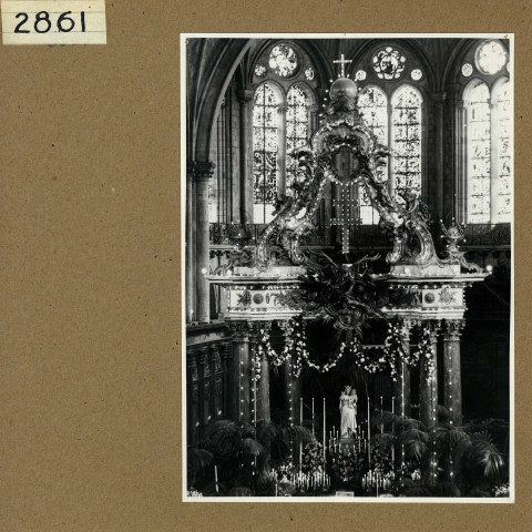 Angers : Cathédrale, autel