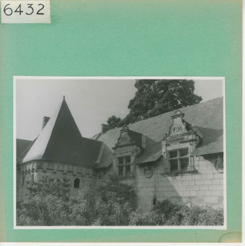 Saint-Rémy-la-Varenne : Le prieuré