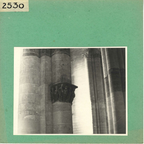 Cunault : Voûtes et chapiteaux