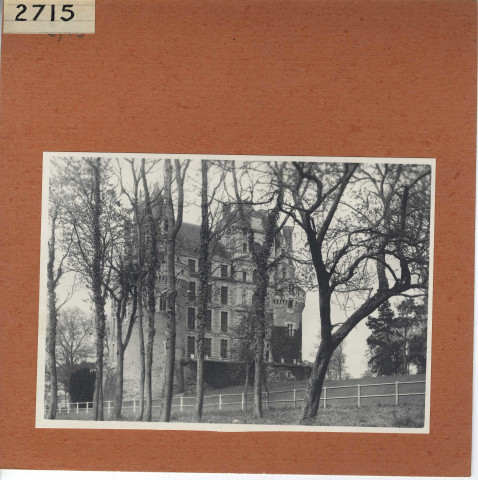 Brissac : Château de Brissac, extérieur