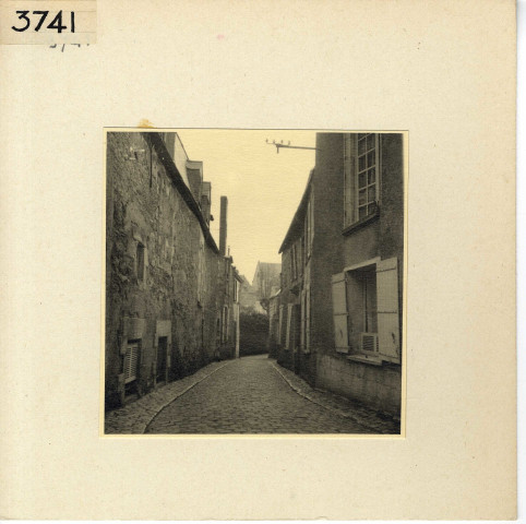 Angers : quartier de la Cité, rue Saint-Aignan, vers la rue Saint-Paul