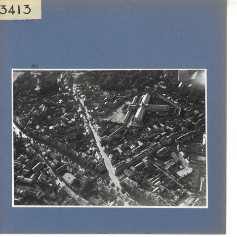 Angers : Quartier Saint-Michel, vue aérienne