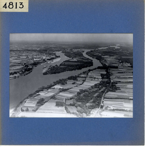 Les Ponts-de-Cé : L'Ile aux Chevaux et la Loire (vue aérienne)