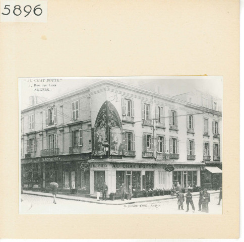 Angers : Angle rue des Lices et rue Saint-Aubin