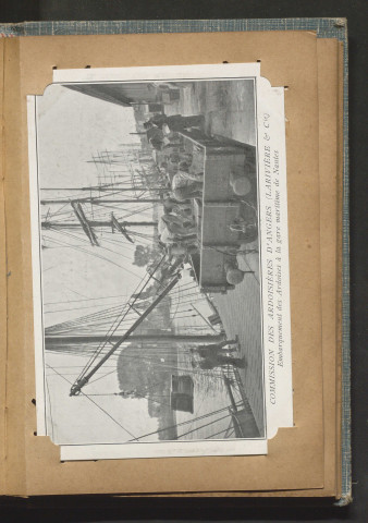 Commission des Ardoisières d'Angers - Embarquement des ardoises à la gare maritime de Nantes