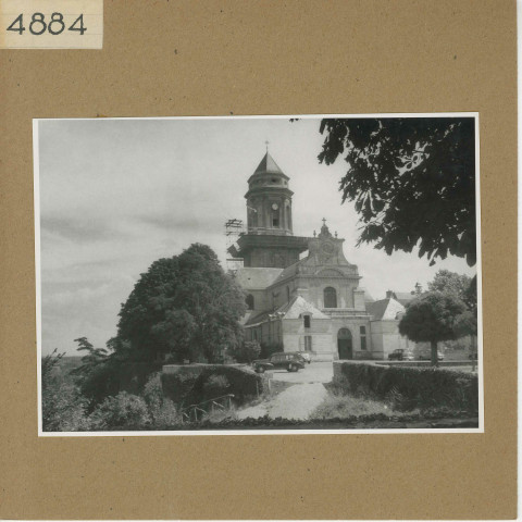 Saint-Florent-le-Vieil : Eglise