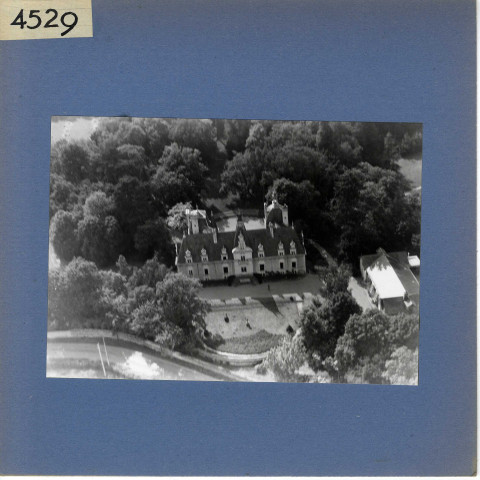 Faye d'Anjou : Château Le Fresne