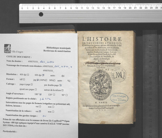L'histoire de Thucidide Athenien, contenant les guerres qui ont esté entre les Peloponesiens & les Atheniens, tant au pais des Grecz que des Romains, & lieux circonvoisins. Translaté en langue françoise, par feu messire Claude de Seyssel lors Evesque de Marseille, & depuis Archevesque de Turin