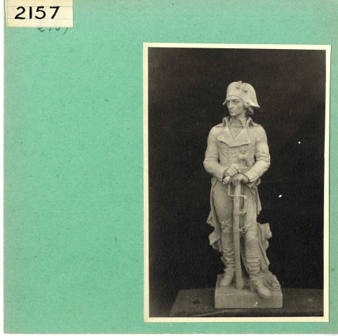 Fontaine-Guérin : Statue de Stoffet